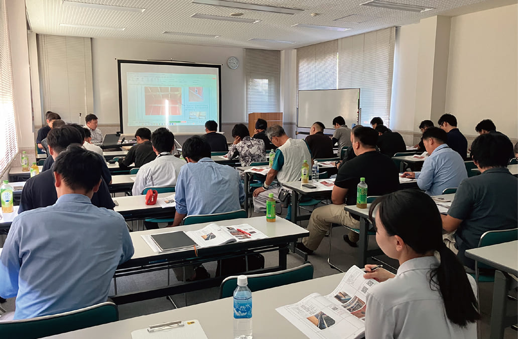 関係各社を集めた勉強会・共有会の様子