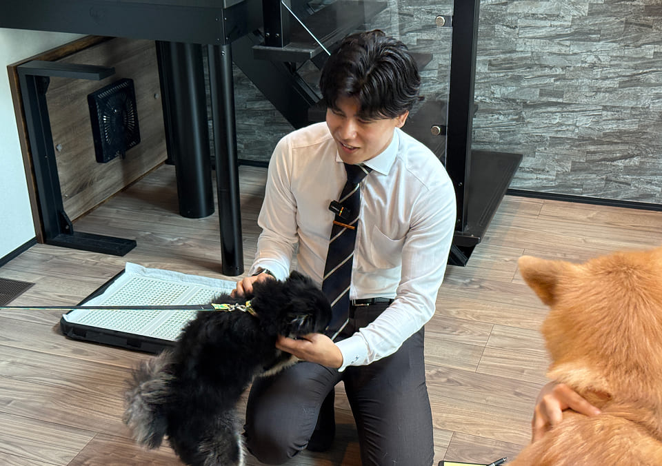 契約手続き・現場管理・アフターフォローの様子