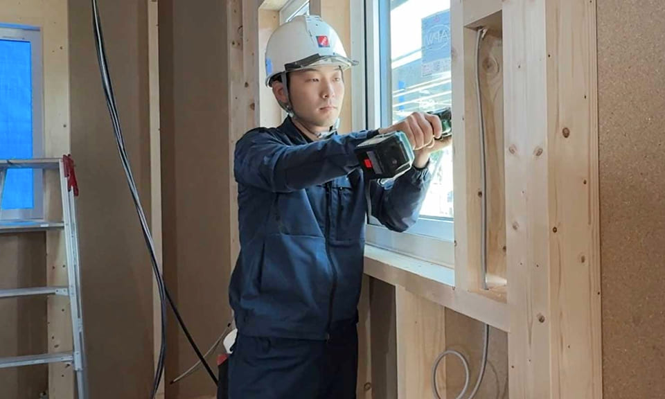 大工業務の作業風景