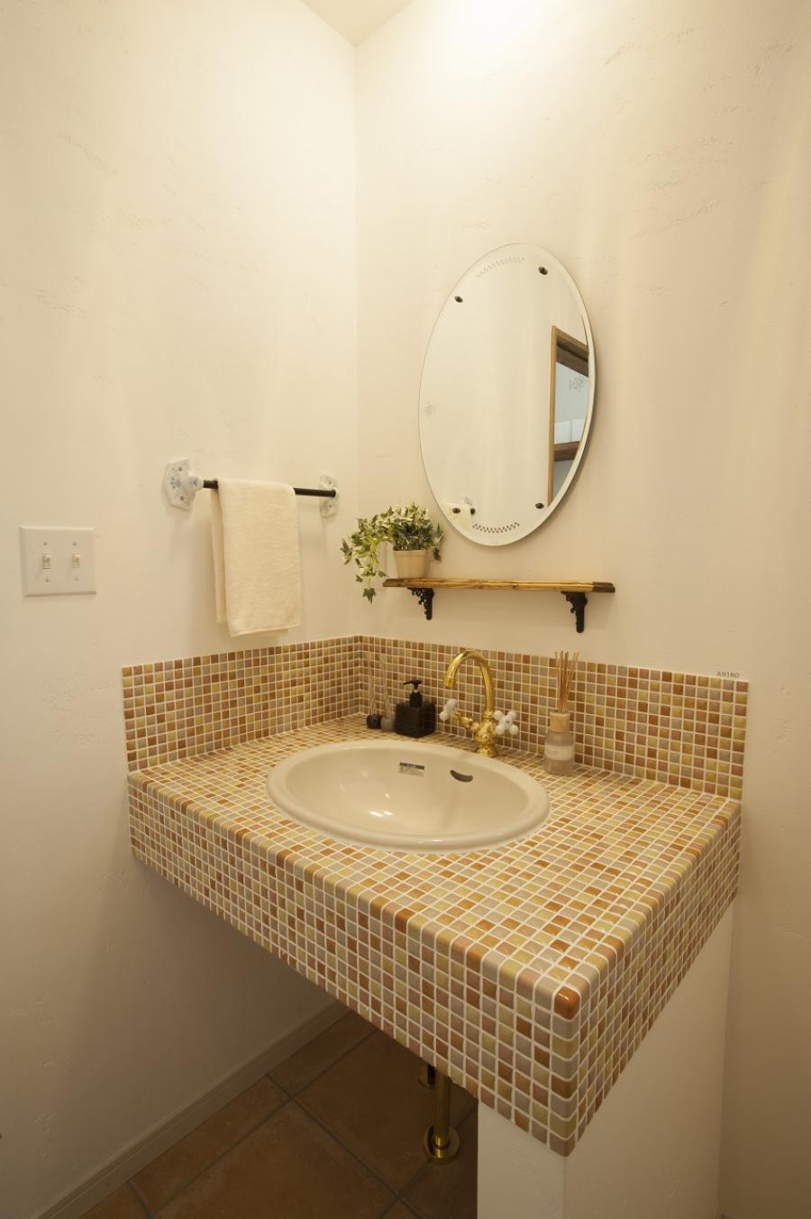 自然素材で設える南欧の家