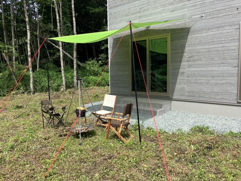 アウトドアを楽しむ平屋