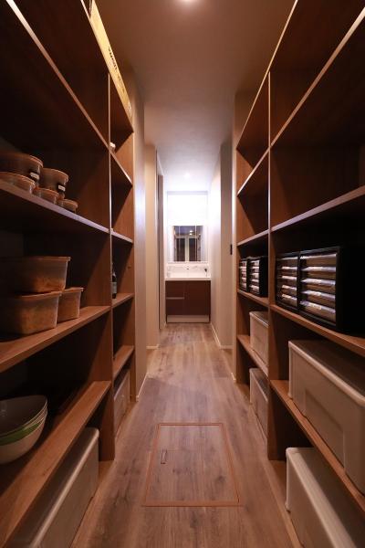 アウトドアを楽しむ平屋