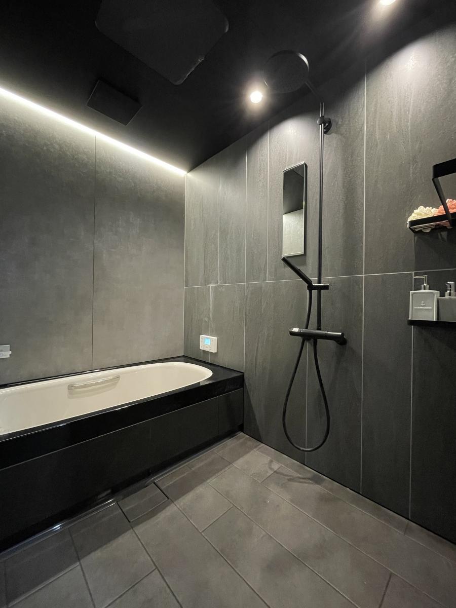 インナーガレージ＋中庭のある平屋