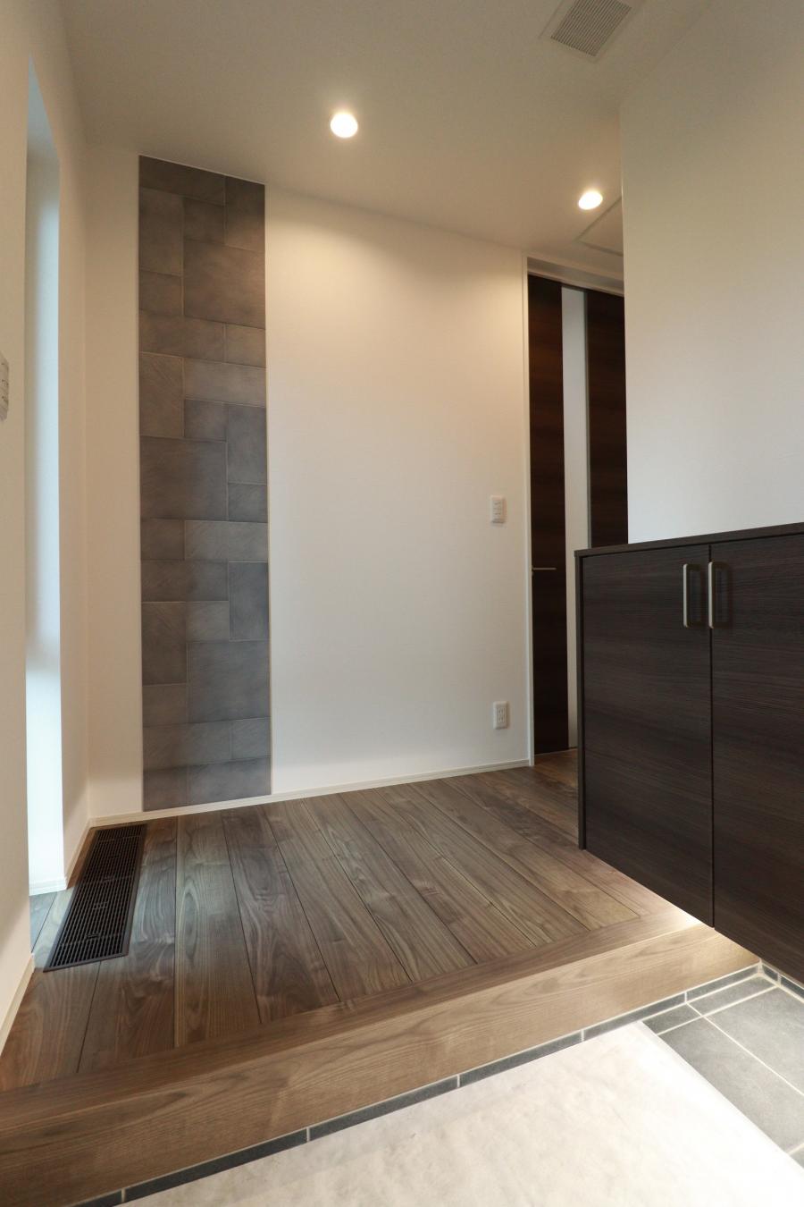 平屋風2階建ての住まい