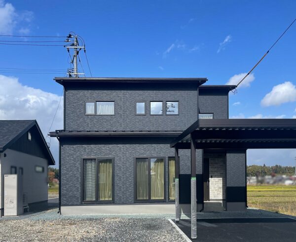 大人気のグルっと回れる神動線を取り入れたお家